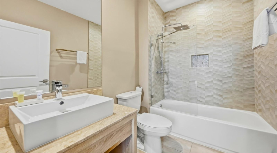 KISSIMMEE, Florida 34747, 3 Bedrooms Bedrooms, ,3 BathroomsBathrooms,Residential,For Sale,BROOKLYN,0,MFRO6397425