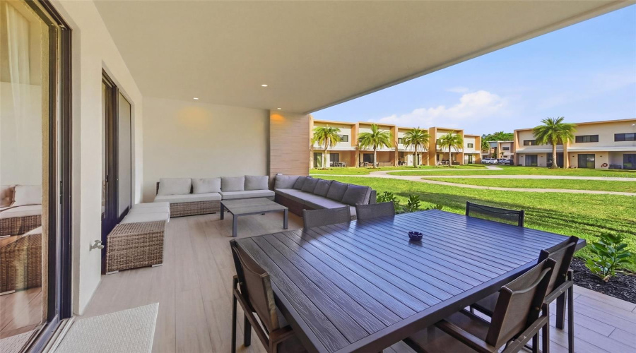 KISSIMMEE, Florida 34747, 3 Bedrooms Bedrooms, ,3 BathroomsBathrooms,Residential,For Sale,BROOKLYN,0,MFRO6397425