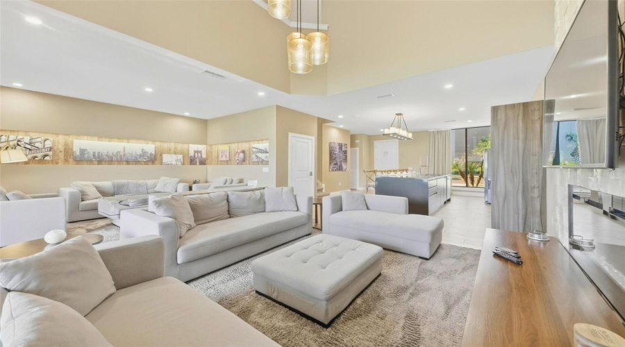 KISSIMMEE, Florida 34747, 3 Bedrooms Bedrooms, ,3 BathroomsBathrooms,Residential,For Sale,BROOKLYN,0,MFRO6397425