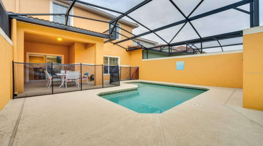 KISSIMMEE, Florida 34747, 4 Bedrooms Bedrooms, ,3 BathroomsBathrooms,Residential,For Sale,CALIFORNIA PALM,0,MFRO6397345