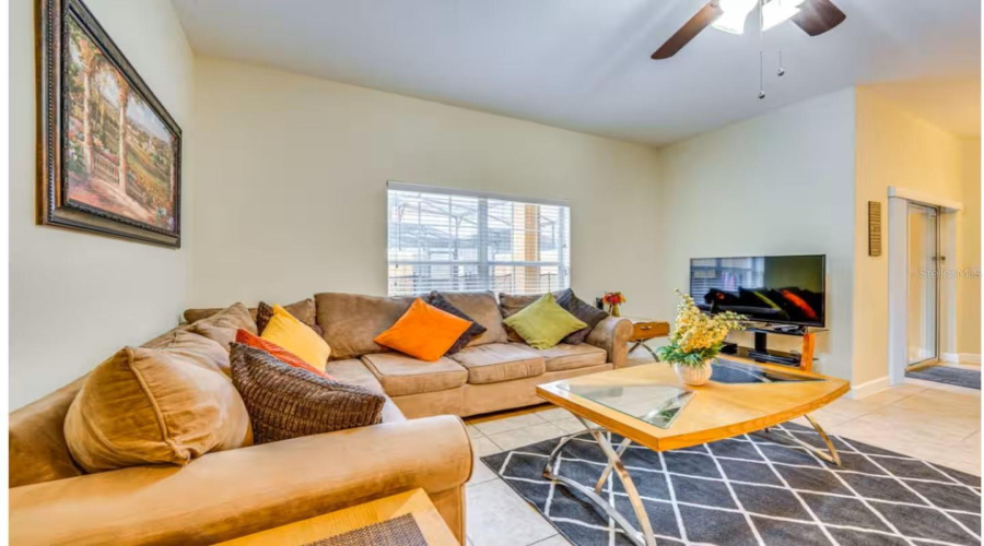 KISSIMMEE, Florida 34747, 4 Bedrooms Bedrooms, ,3 BathroomsBathrooms,Residential,For Sale,CALIFORNIA PALM,0,MFRO6397345