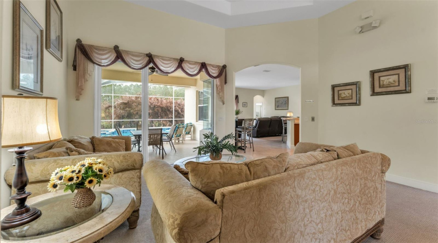 DAVENPORT, Florida 33897, 5 Bedrooms Bedrooms, ,3 BathroomsBathrooms,Residential,For Sale,BARBERA,0,MFRL4959727