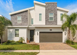 DAVENPORT, Florida 33896, 9 Bedrooms Bedrooms, ,5 BathroomsBathrooms,Residential,For Sale,CABOT CLIFFS,0,MFRO6397352