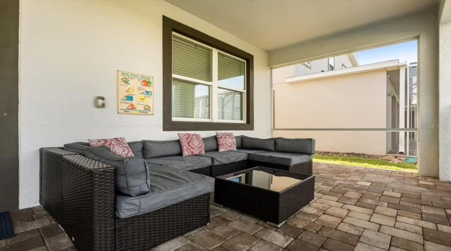 DAVENPORT, Florida 33896, 9 Bedrooms Bedrooms, ,5 BathroomsBathrooms,Residential,For Sale,CABOT CLIFFS,0,MFRO6397352