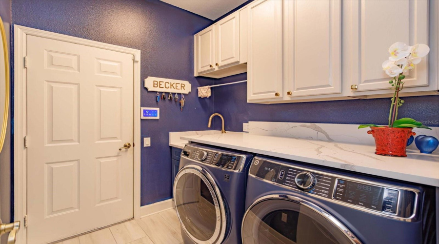 Laundry (downstairs)