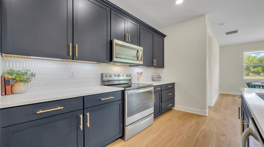 KISSIMMEE, Florida 34746, 3 Bedrooms Bedrooms, ,2 BathroomsBathrooms,Residential,For Sale,ROYAL POINT,0,MFRO6397580