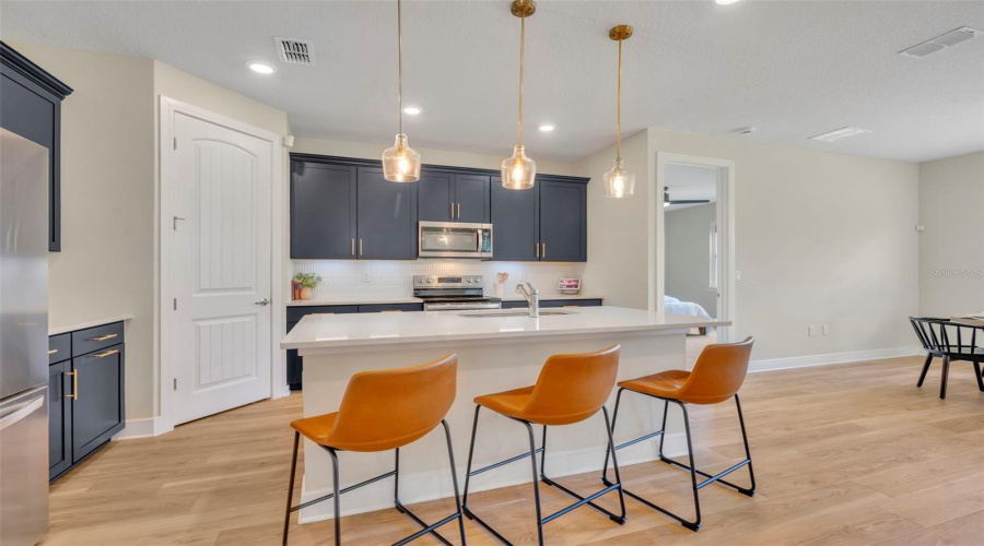 KISSIMMEE, Florida 34746, 3 Bedrooms Bedrooms, ,2 BathroomsBathrooms,Residential,For Sale,ROYAL POINT,0,MFRO6397580