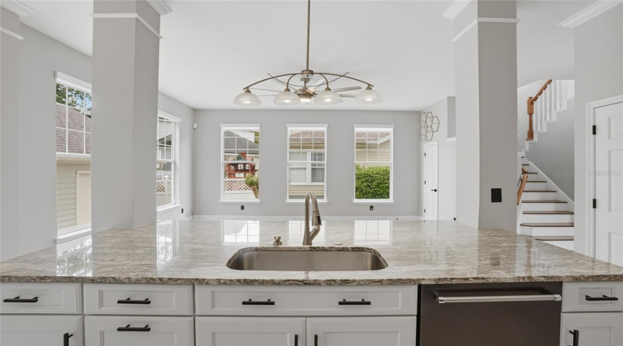 KISSIMMEE, Florida 34747, 3 Bedrooms Bedrooms, ,2 BathroomsBathrooms,Residential,For Sale,BANKS ROSE,0,MFRO6394655