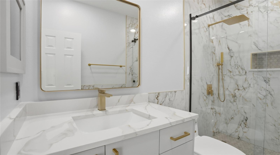 KISSIMMEE, Florida 34747, 3 Bedrooms Bedrooms, ,2 BathroomsBathrooms,Residential,For Sale,BANKS ROSE,0,MFRO6394655