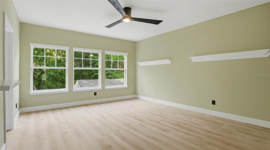 KISSIMMEE, Florida 34747, 3 Bedrooms Bedrooms, ,2 BathroomsBathrooms,Residential,For Sale,BANKS ROSE,0,MFRO6394655