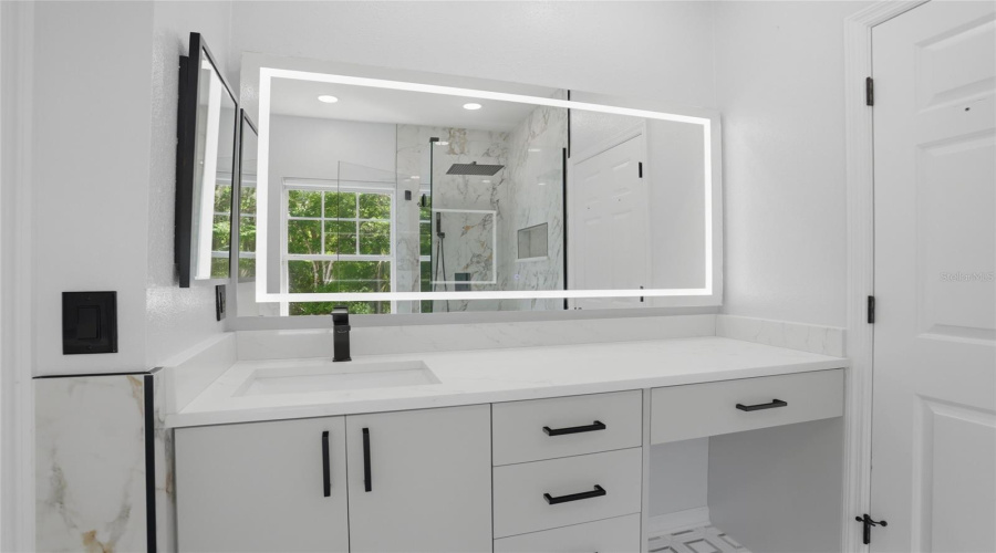 KISSIMMEE, Florida 34747, 3 Bedrooms Bedrooms, ,2 BathroomsBathrooms,Residential,For Sale,BANKS ROSE,0,MFRO6394655