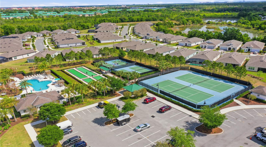 KISSIMMEE, Florida 34747, 2 Bedrooms Bedrooms, ,2 BathroomsBathrooms,Residential,For Sale,KEY BAY,0,MFRO6396388