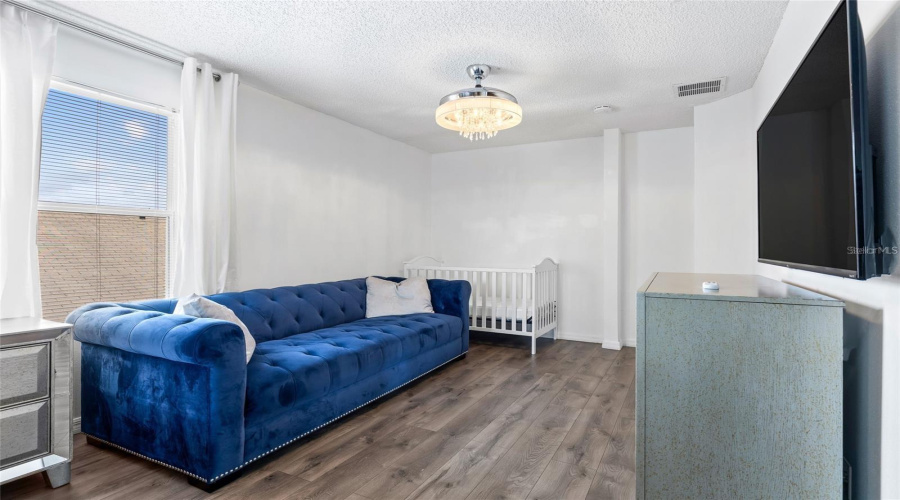 KISSIMMEE, Florida 34747, 6 Bedrooms Bedrooms, ,5 BathroomsBathrooms,Residential,For Sale,LIDO KEY,0,MFRO6397037