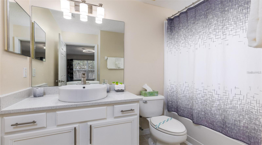 KISSIMMEE, Florida 34747, 6 Bedrooms Bedrooms, ,5 BathroomsBathrooms,Residential,For Sale,LIDO KEY,0,MFRO6397037