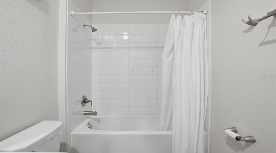 DAVENPORT, Florida 33837, 3 Bedrooms Bedrooms, ,2 BathroomsBathrooms,Residential,For Sale,CAMDEN,0,MFRO6397159