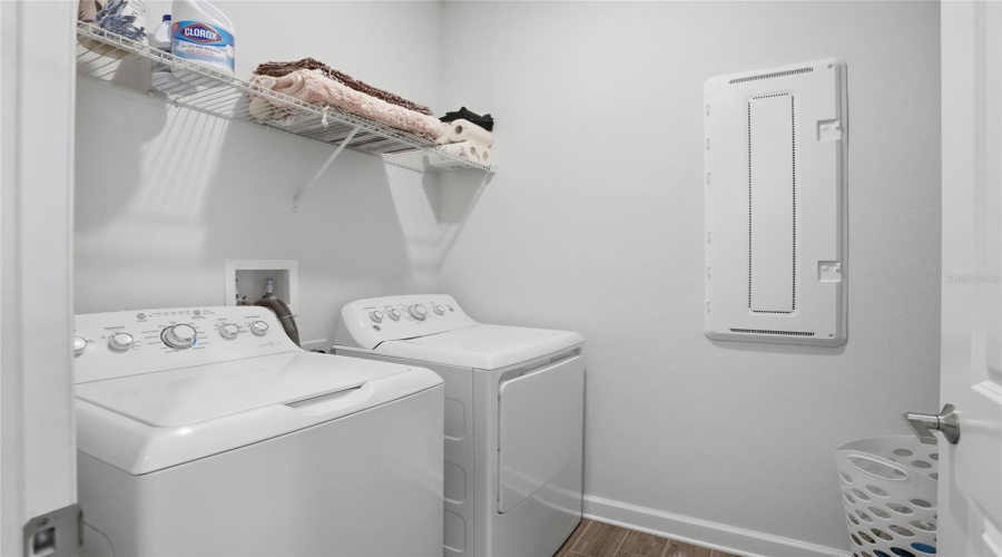 DAVENPORT, Florida 33837, 3 Bedrooms Bedrooms, ,2 BathroomsBathrooms,Residential,For Sale,CAMDEN,0,MFRO6397159