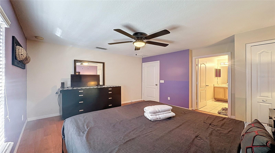 DAVENPORT, Florida 33896, 5 Bedrooms Bedrooms, ,3 BathroomsBathrooms,Residential,For Sale,ROYAL RIDGE,0,MFRS5141777