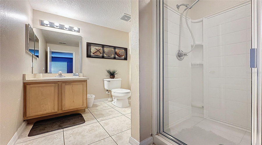 DAVENPORT, Florida 33896, 5 Bedrooms Bedrooms, ,3 BathroomsBathrooms,Residential,For Sale,ROYAL RIDGE,0,MFRS5141777