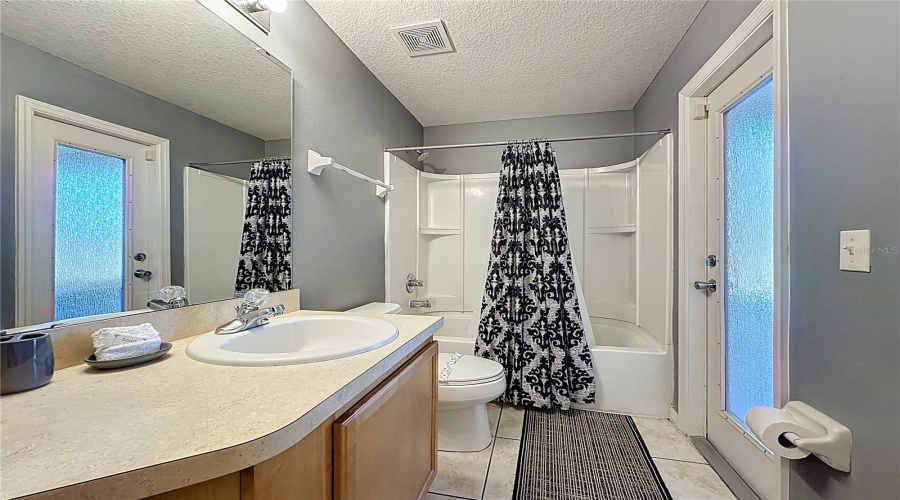 DAVENPORT, Florida 33896, 5 Bedrooms Bedrooms, ,3 BathroomsBathrooms,Residential,For Sale,ROYAL RIDGE,0,MFRS5141777