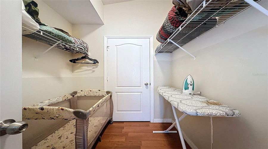 DAVENPORT, Florida 33896, 5 Bedrooms Bedrooms, ,3 BathroomsBathrooms,Residential,For Sale,ROYAL RIDGE,0,MFRS5141777