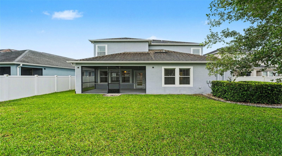 KISSIMMEE, Florida 34746, 5 Bedrooms Bedrooms, ,3 BathroomsBathrooms,Residential,For Sale,WHITE HORSE,0,MFRO6397506