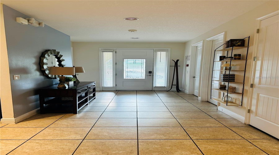 KISSIMMEE, Florida 34747, 11 Bedrooms Bedrooms, ,10 BathroomsBathrooms,Residential,For Sale,FALLS,0,MFRS5146843