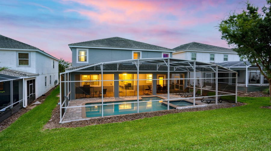 DAVENPORT, Florida 33896, 8 Bedrooms Bedrooms, ,5 BathroomsBathrooms,Residential,For Sale,STINGER,0,MFRO6396888