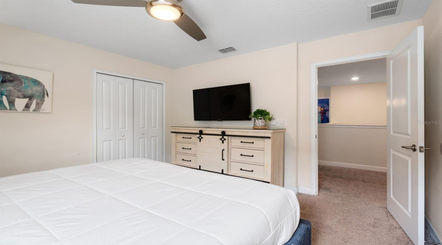 DAVENPORT, Florida 33896, 8 Bedrooms Bedrooms, ,5 BathroomsBathrooms,Residential,For Sale,STINGER,0,MFRO6396888