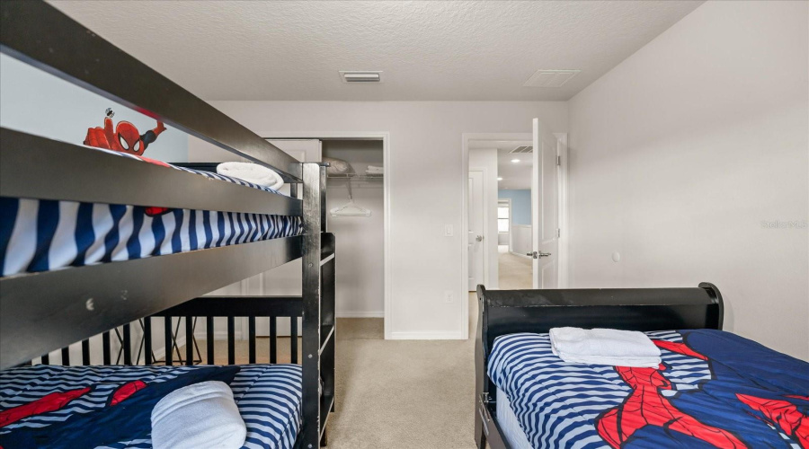 DAVENPORT, Florida 33837, 5 Bedrooms Bedrooms, ,4 BathroomsBathrooms,Residential,For Sale,MISTY OAK,0,MFRO6393604