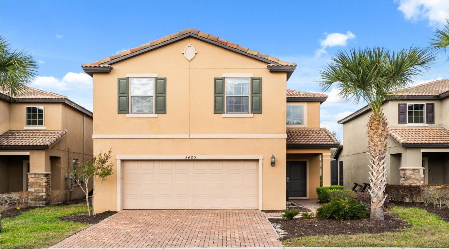 DAVENPORT, Florida 33837, 5 Bedrooms Bedrooms, ,4 BathroomsBathrooms,Residential,For Sale,MISTY OAK,0,MFRO6393604