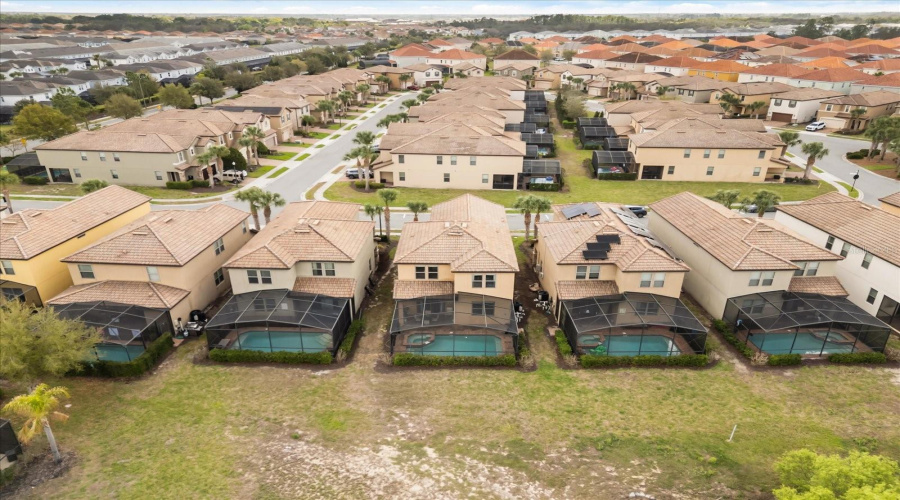 DAVENPORT, Florida 33837, 5 Bedrooms Bedrooms, ,4 BathroomsBathrooms,Residential,For Sale,MISTY OAK,0,MFRO6393604