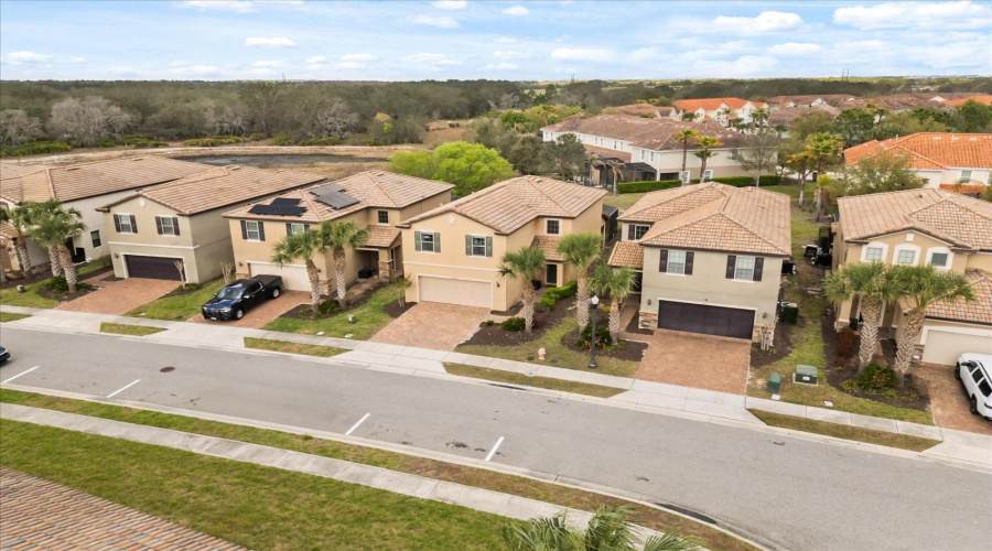 DAVENPORT, Florida 33837, 5 Bedrooms Bedrooms, ,4 BathroomsBathrooms,Residential,For Sale,MISTY OAK,0,MFRO6393604