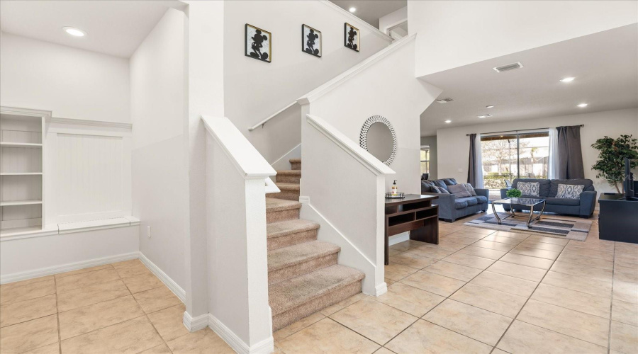 DAVENPORT, Florida 33837, 5 Bedrooms Bedrooms, ,4 BathroomsBathrooms,Residential,For Sale,MISTY OAK,0,MFRO6393604