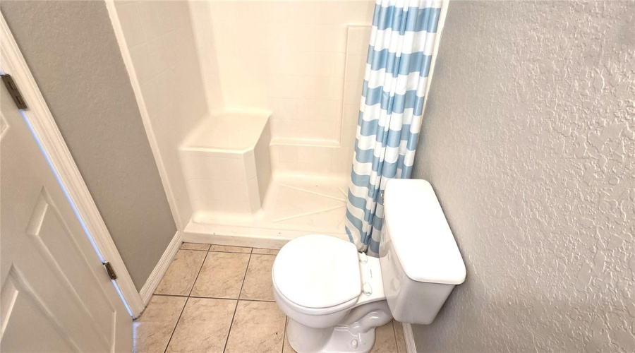 DAVENPORT, Florida 33896, 5 Bedrooms Bedrooms, ,3 BathroomsBathrooms,Residential,For Sale,RESERVE,0,MFRL4960264