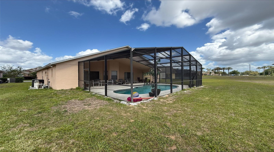 DAVENPORT, Florida 33897, 3 Bedrooms Bedrooms, ,3 BathroomsBathrooms,Residential,For Sale,OLD BRIDGE,0,MFRS5147441