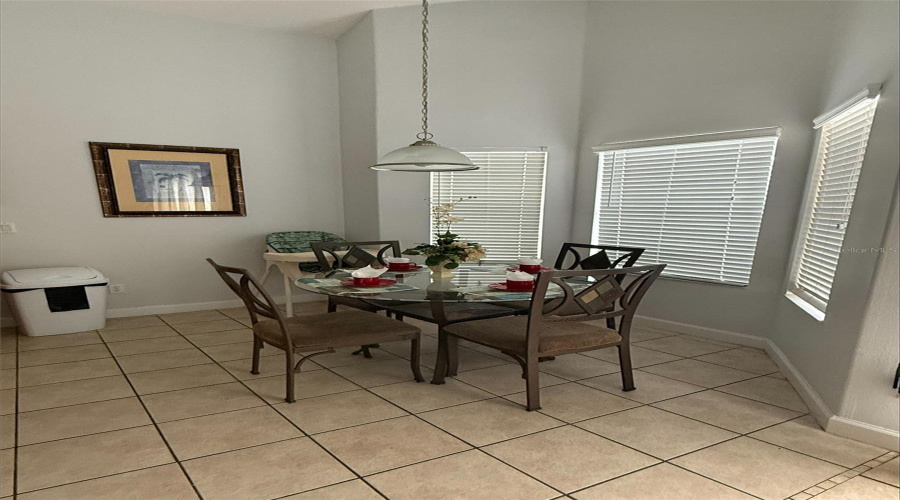 DAVENPORT, Florida 33897, 3 Bedrooms Bedrooms, ,3 BathroomsBathrooms,Residential,For Sale,OLD BRIDGE,0,MFRS5147441