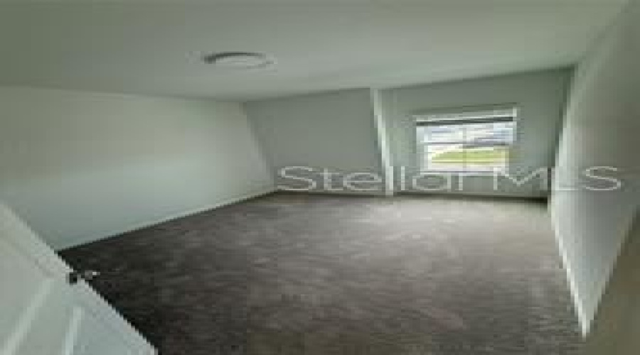 DAVENPORT, Florida 33837, 3 Bedrooms Bedrooms, ,2 BathroomsBathrooms,Residential,For Sale,CHANTILLY,0,MFRS5147544