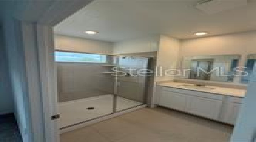 DAVENPORT, Florida 33837, 3 Bedrooms Bedrooms, ,2 BathroomsBathrooms,Residential,For Sale,CHANTILLY,0,MFRS5147544