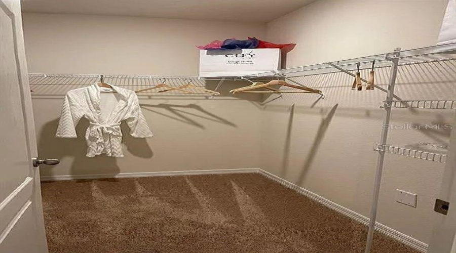 DAVENPORT, Florida 33837, 4 Bedrooms Bedrooms, ,2 BathroomsBathrooms,Residential,For Sale,RED HILL,0,MFRS5147480