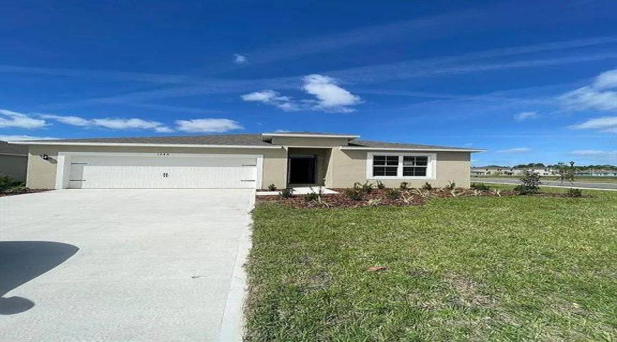 DAVENPORT, Florida 33837, 4 Bedrooms Bedrooms, ,2 BathroomsBathrooms,Residential,For Sale,RED HILL,0,MFRS5147480