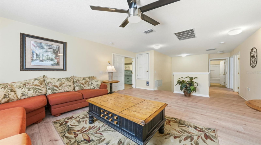 DAVENPORT, Florida 33896, 5 Bedrooms Bedrooms, ,3 BathroomsBathrooms,Residential,For Sale,BAY LEAF,0,MFRS5147488