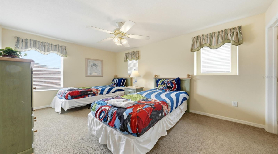 DAVENPORT, Florida 33896, 5 Bedrooms Bedrooms, ,3 BathroomsBathrooms,Residential,For Sale,BAY LEAF,0,MFRS5147488