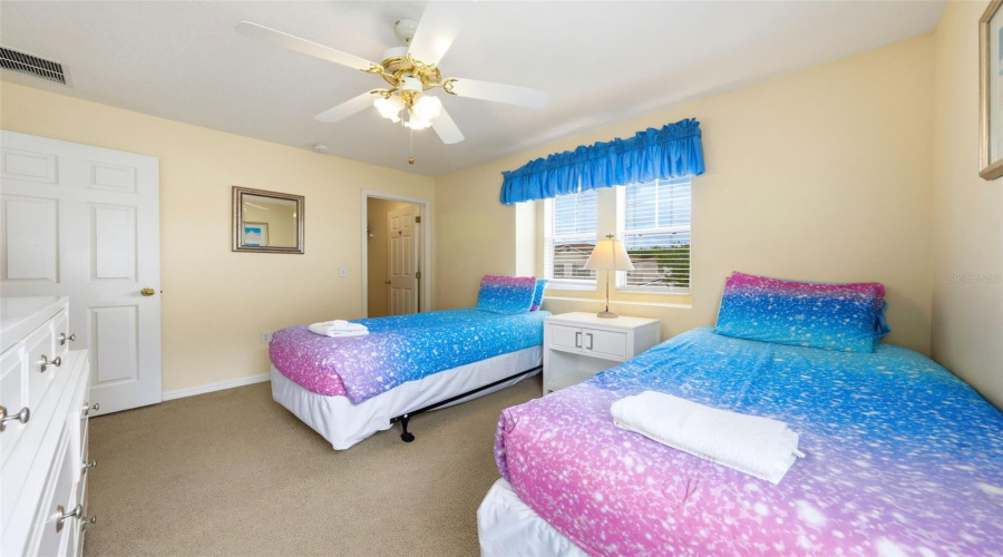 DAVENPORT, Florida 33896, 5 Bedrooms Bedrooms, ,3 BathroomsBathrooms,Residential,For Sale,BAY LEAF,0,MFRS5147488