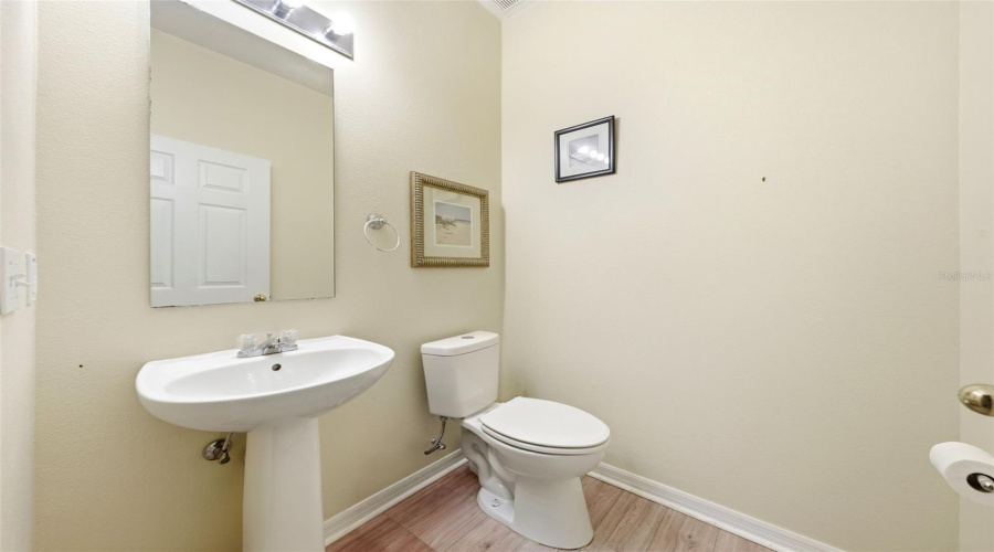 DAVENPORT, Florida 33896, 5 Bedrooms Bedrooms, ,3 BathroomsBathrooms,Residential,For Sale,BAY LEAF,0,MFRS5147488