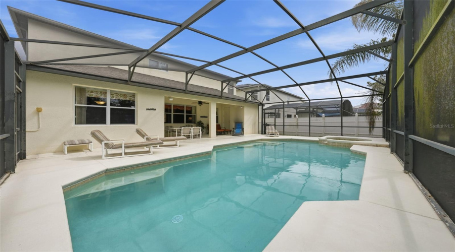 DAVENPORT, Florida 33896, 5 Bedrooms Bedrooms, ,3 BathroomsBathrooms,Residential,For Sale,BAY LEAF,0,MFRS5147488