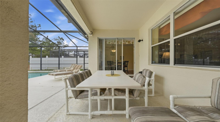 DAVENPORT, Florida 33896, 5 Bedrooms Bedrooms, ,3 BathroomsBathrooms,Residential,For Sale,BAY LEAF,0,MFRS5147488