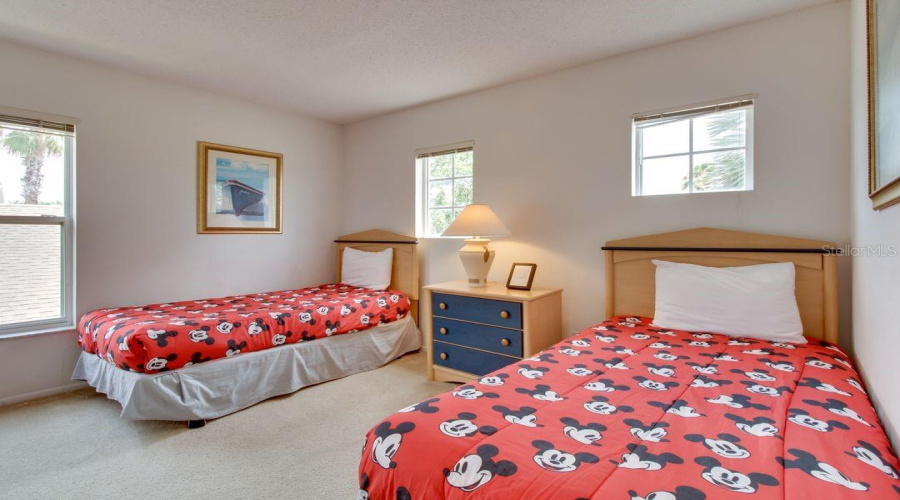 DAVENPORT, Florida 33897, 5 Bedrooms Bedrooms, ,3 BathroomsBathrooms,Residential,For Sale,BLOOMINGDALE DR,0,MFRA4689322