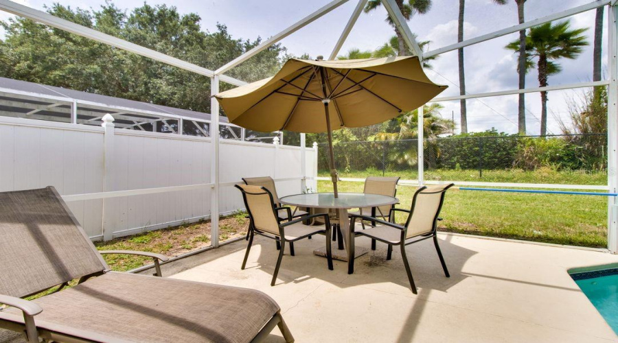 DAVENPORT, Florida 33897, 5 Bedrooms Bedrooms, ,3 BathroomsBathrooms,Residential,For Sale,BLOOMINGDALE DR,0,MFRA4689322