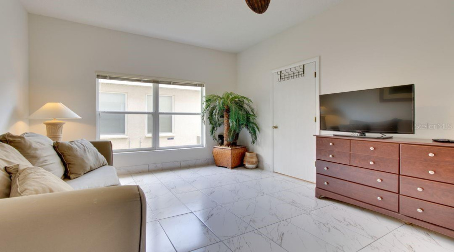 DAVENPORT, Florida 33897, 5 Bedrooms Bedrooms, ,3 BathroomsBathrooms,Residential,For Sale,BLOOMINGDALE DR,0,MFRA4689322