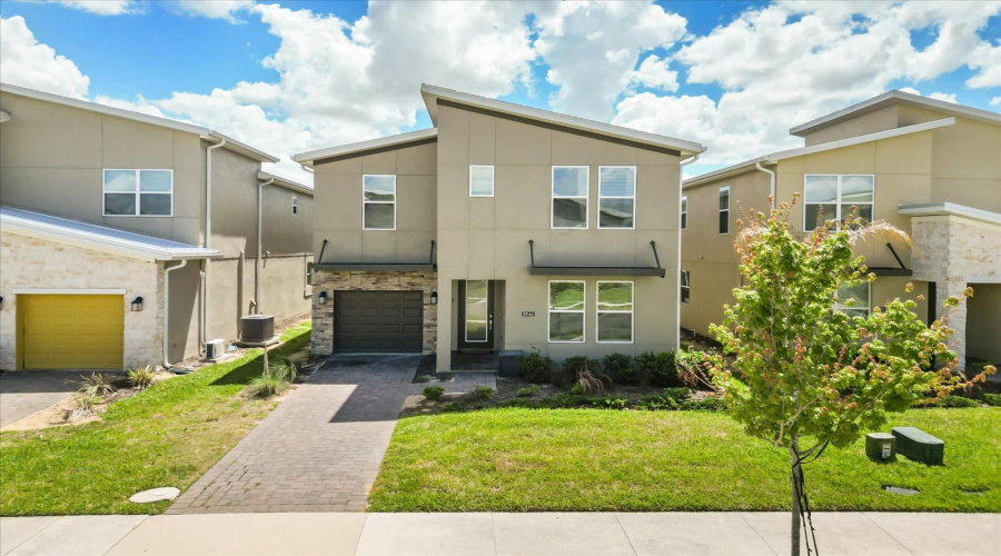 DAVENPORT, Florida 33896, 6 Bedrooms Bedrooms, ,5 BathroomsBathrooms,Residential,For Sale,PLAY THROUGH,0,MFRS5147237